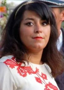 Marjane Satrapi (née Marjane Ebrahimi)