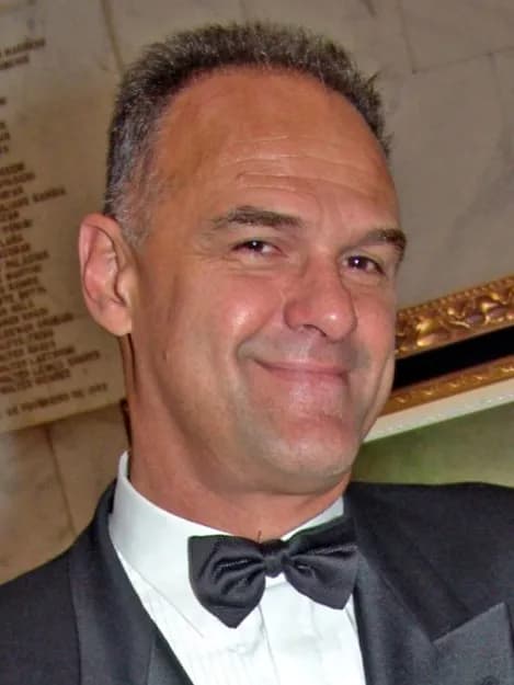 Oscar Schmidt
