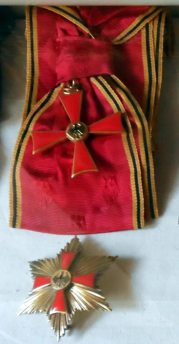 Großkreuz des Verdienstordens der Bundesrepublik Deutschland