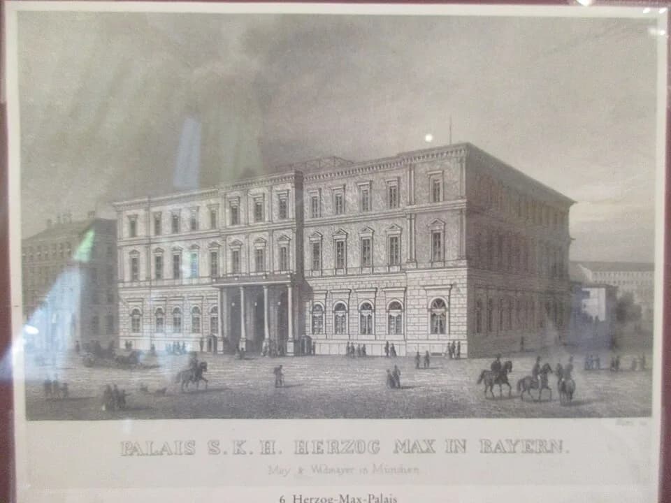 Herzog-Max-Palais
