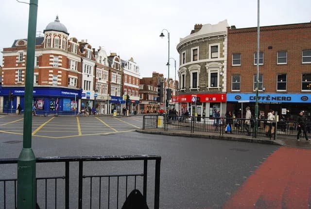 Tooting