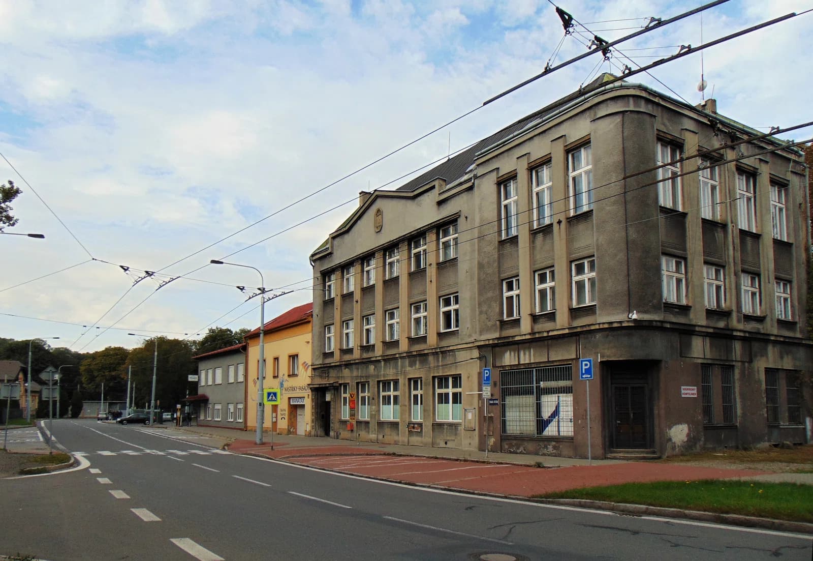 Hrušov