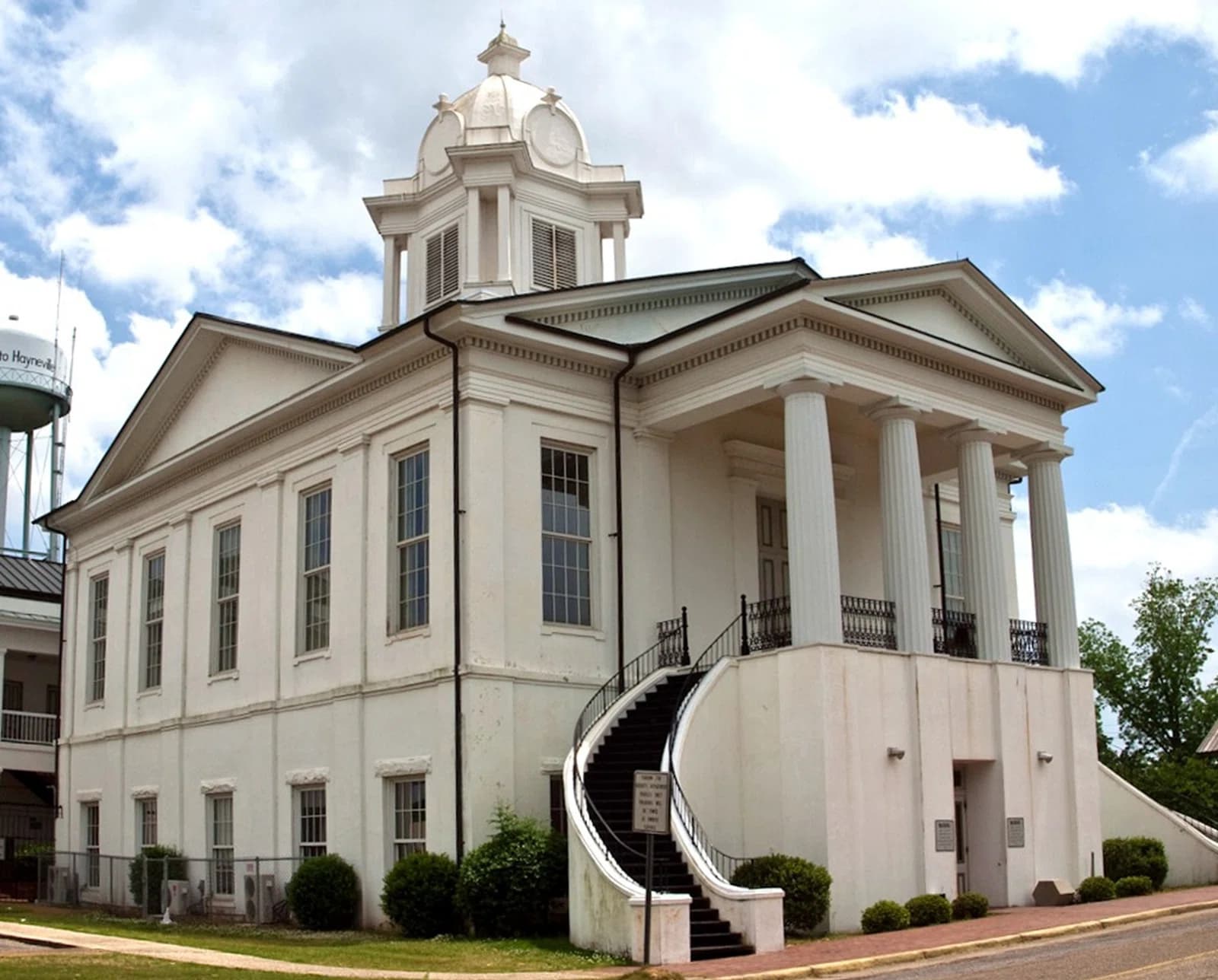 Lowndes County