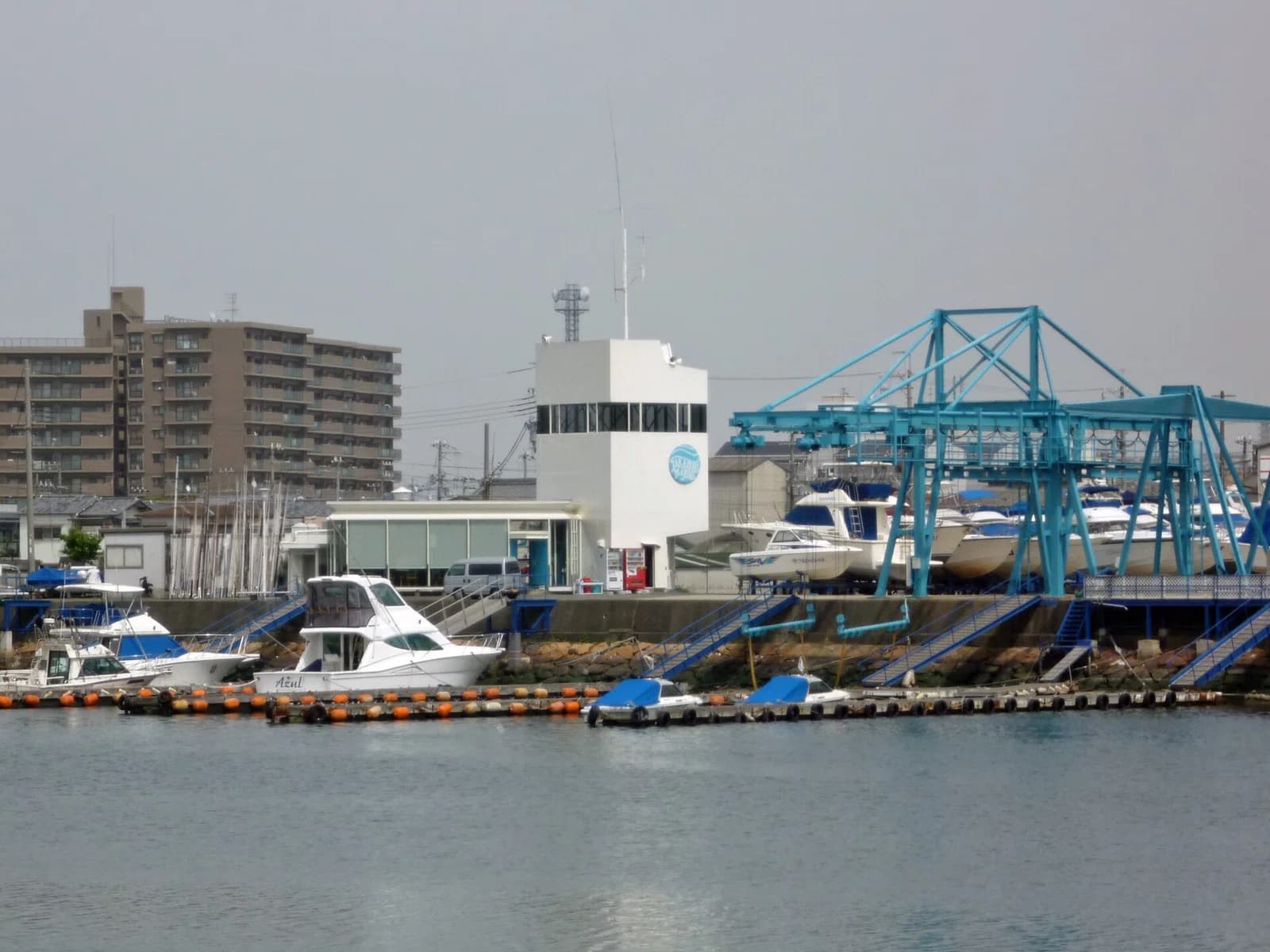Takaishi