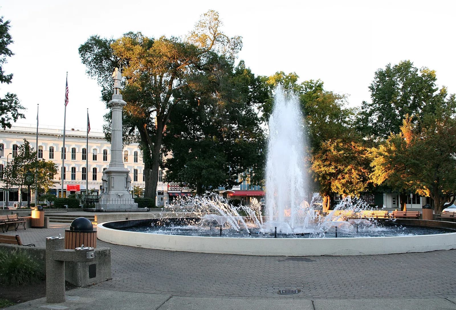 Elyria