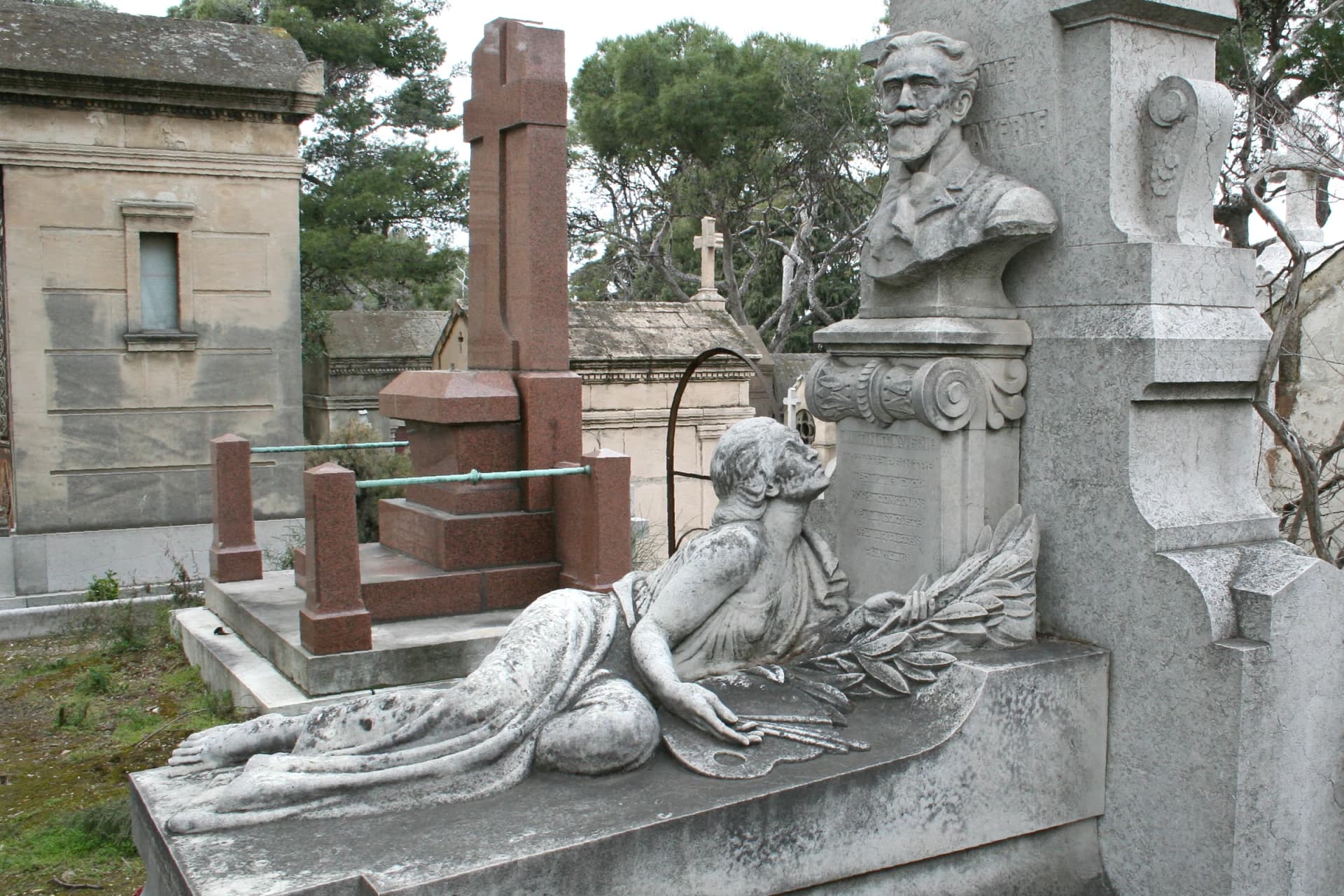 Saint Pierre Cemetery