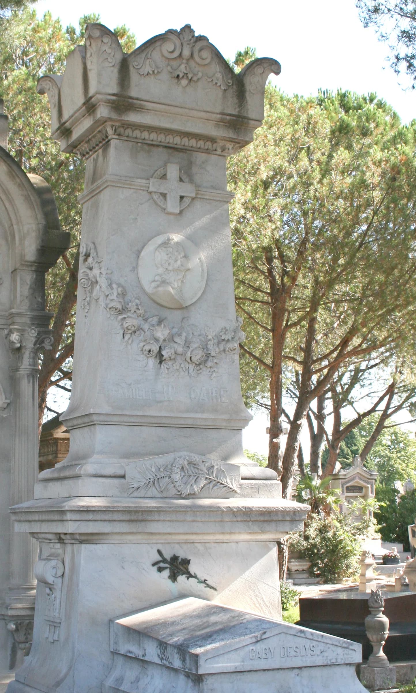 Saint Pierre Cemetery