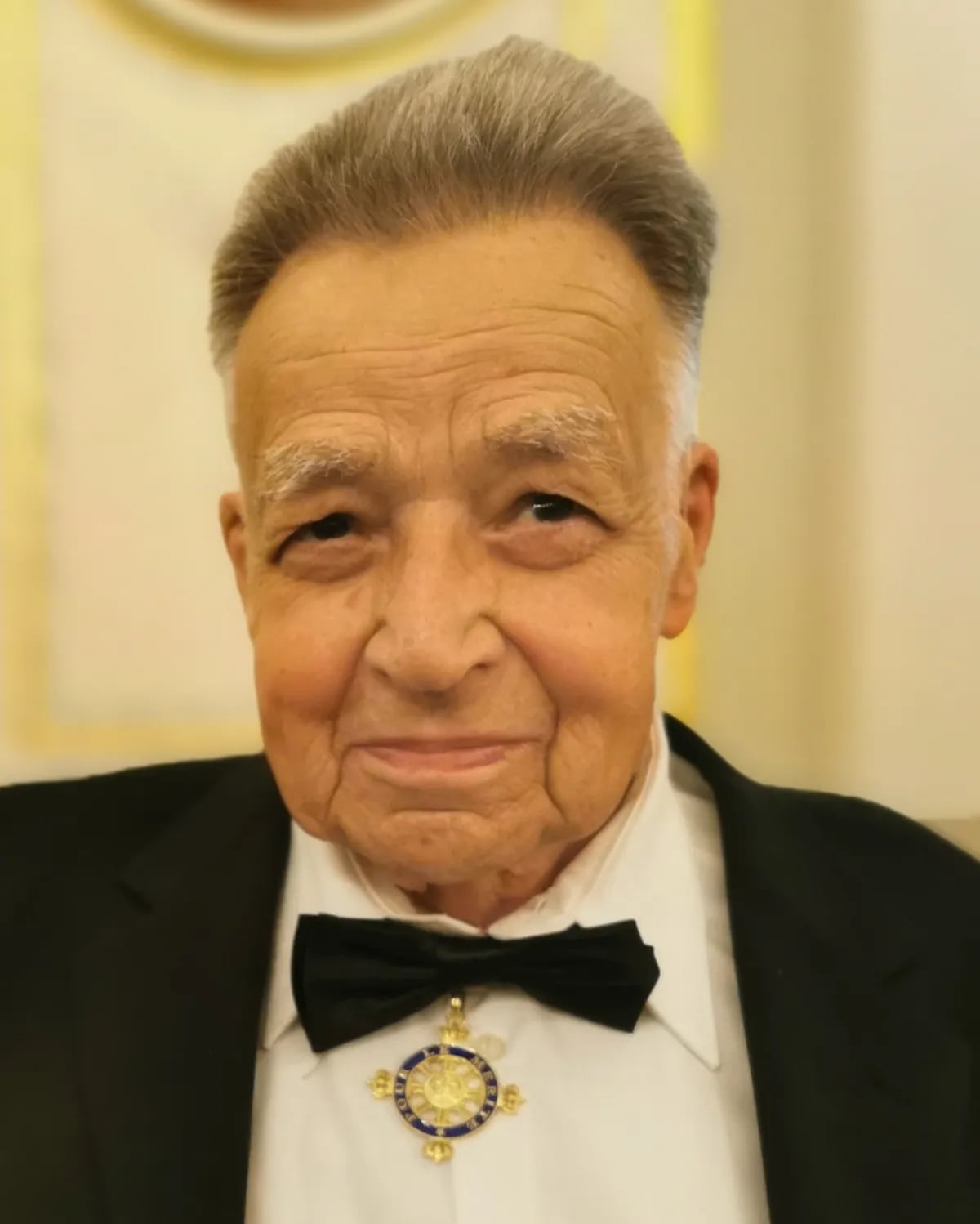 Porträt von Peter Gülke (1934–2026) – Gedenkseite