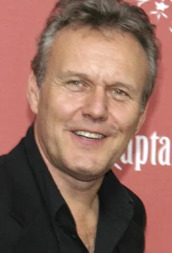 Porträt von Anthony Head (1954–2026) – Gedenkseite