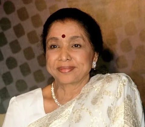 Porträt von Asha Bhosle (1933–2026) – Gedenkseite