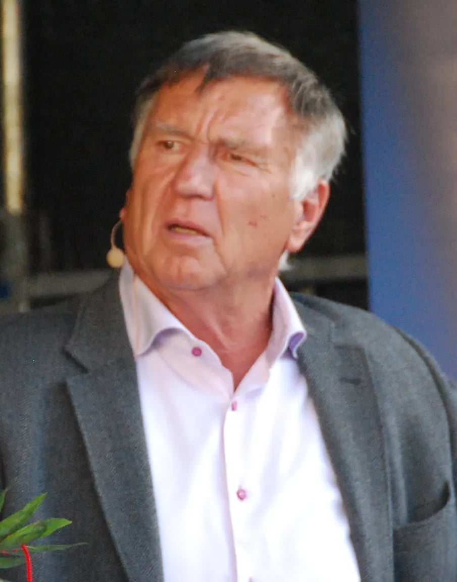 Porträt von Josef Piontek (1940–2026) – Gedenkseite