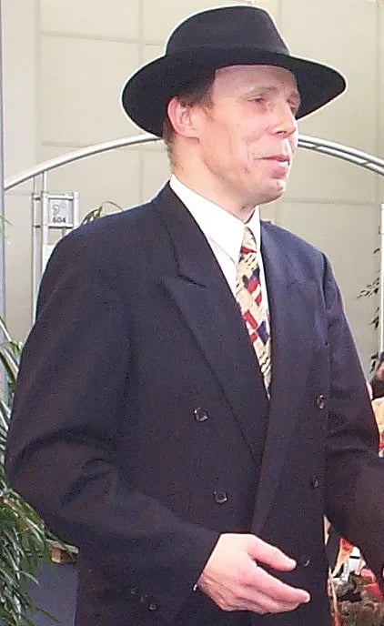 Porträt von Gunther von Hagens (1945–2026) – Gedenkseite