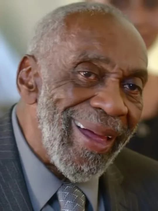 Bill Cobbs (geb. Wilbert Francisco Cobbs)