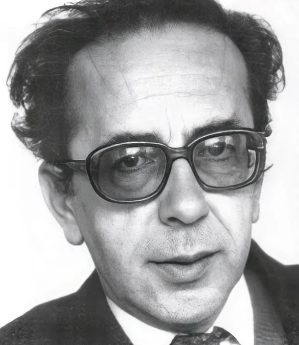 Portrait of Ismail Kadare (1936–2024) – memorial page
