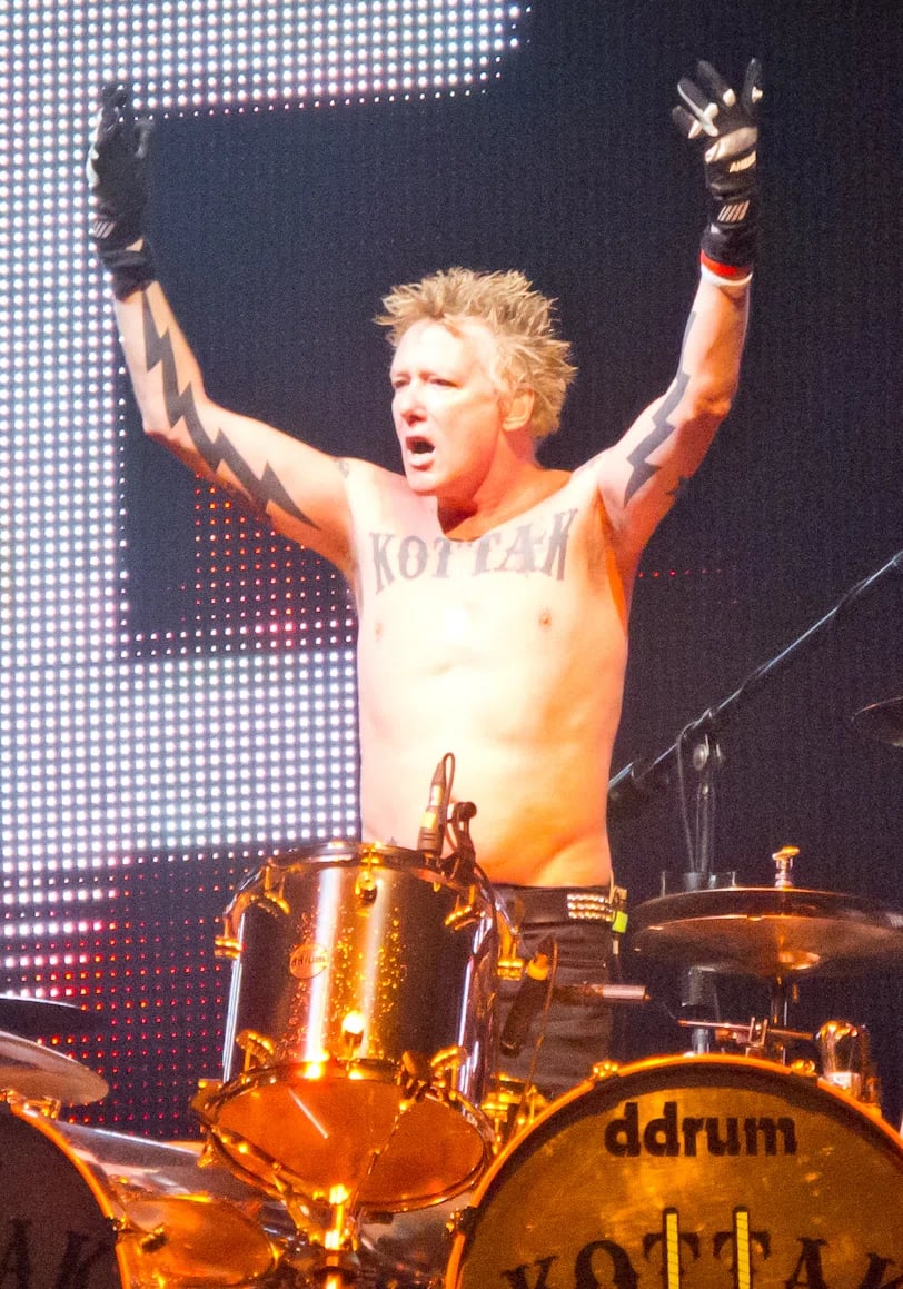 Porträt von James Kottak (1962–2024) – Gedenkseite