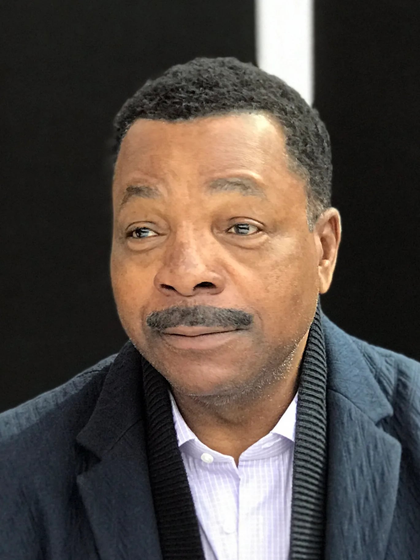 Porträt von Carl Weathers (1948–2024) – Gedenkseite