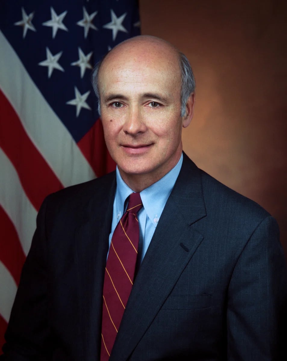 Portrait of Joseph Nye (1937–2025) – memorial page