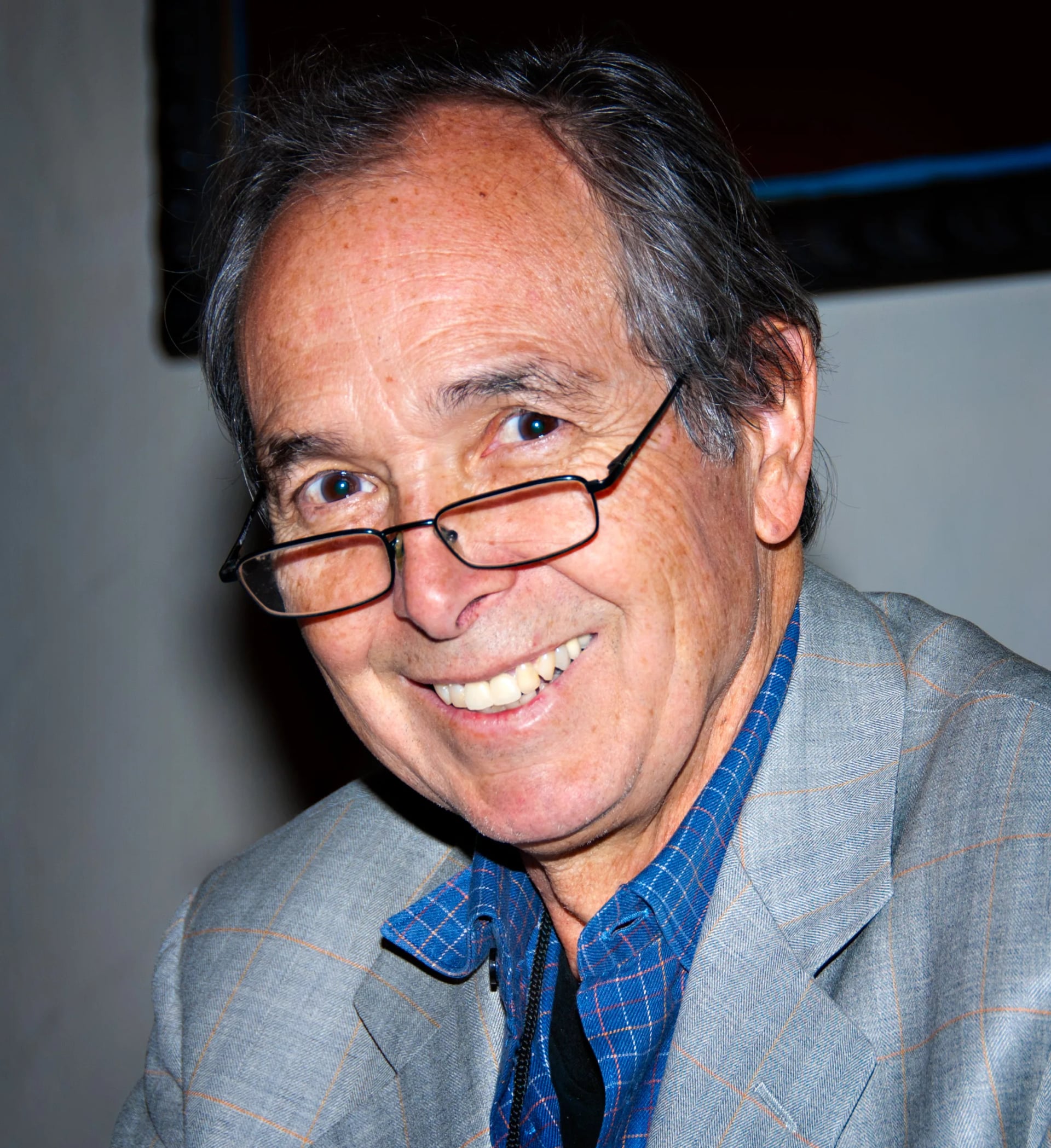 Portrait of Martin Cruz Smith (1942–2025) – memorial page
