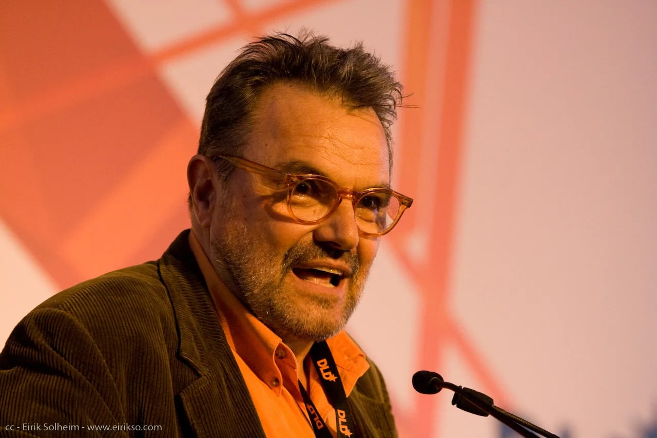 Porträt von Oliviero Toscani (1942–2025) – Gedenkseite