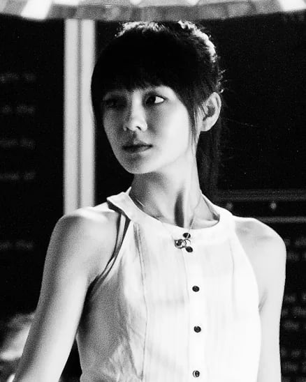 Portrait of Barbie Hsu (1976–2025) – memorial page