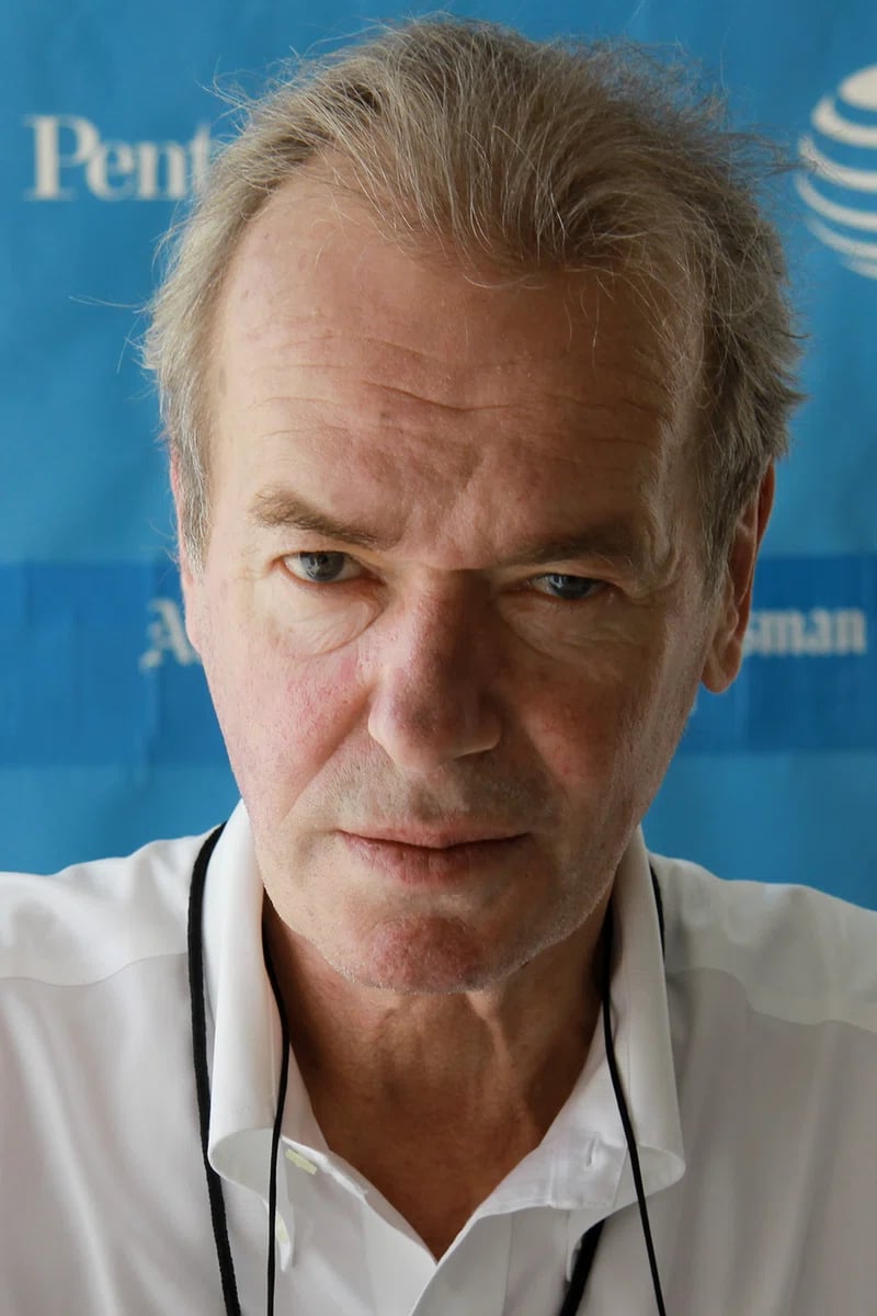 Portrait of Martin Amis (1949–2023) – memorial page