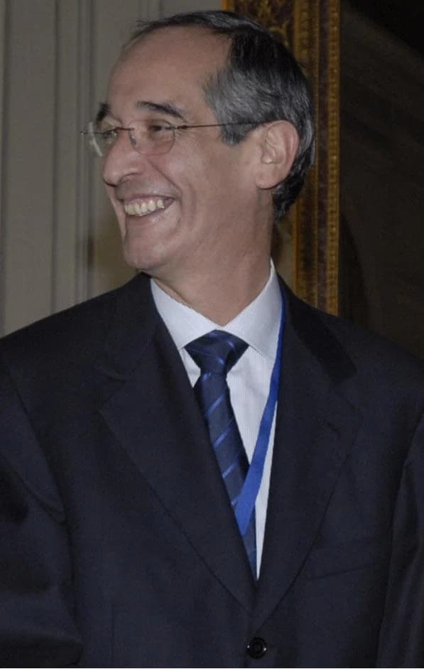Ălvaro Colom Caballeros
