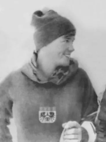 Portrait of Traudl Hecher (1943–2023) – memorial page