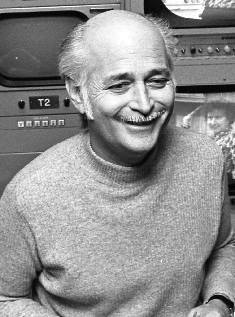 Portrait of Norman Lear (1922–2023) – memorial page