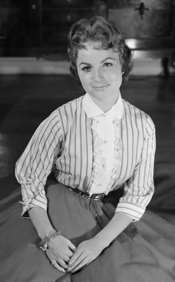 Portrait of Anita Thallaug (1938–2023) – memorial page
