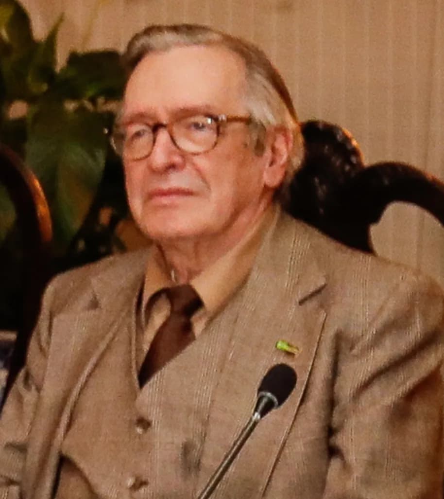 Olavo de Carvalho (geb. Olavo Luiz Pimentel de Carvalho)