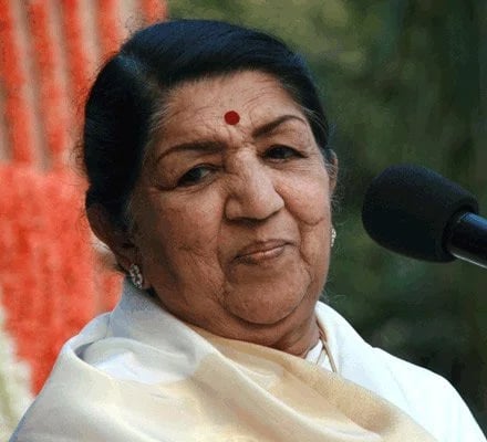 Porträt von Lata Mangeshkar (1929–2022) – Gedenkseite