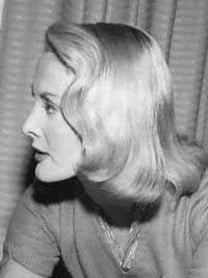 Portrait of Eileen Ryan (1927–2022) – memorial page