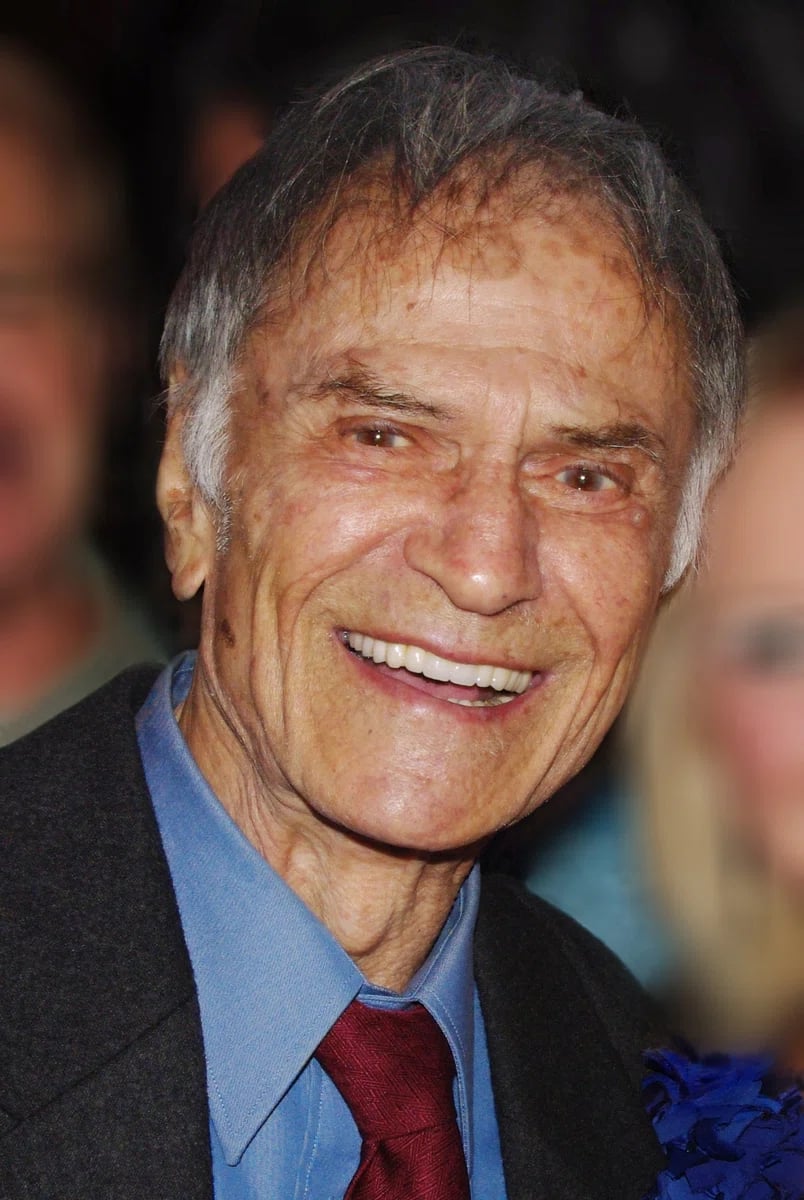Porträt von Larry Storch (1923–2022) – Gedenkseite