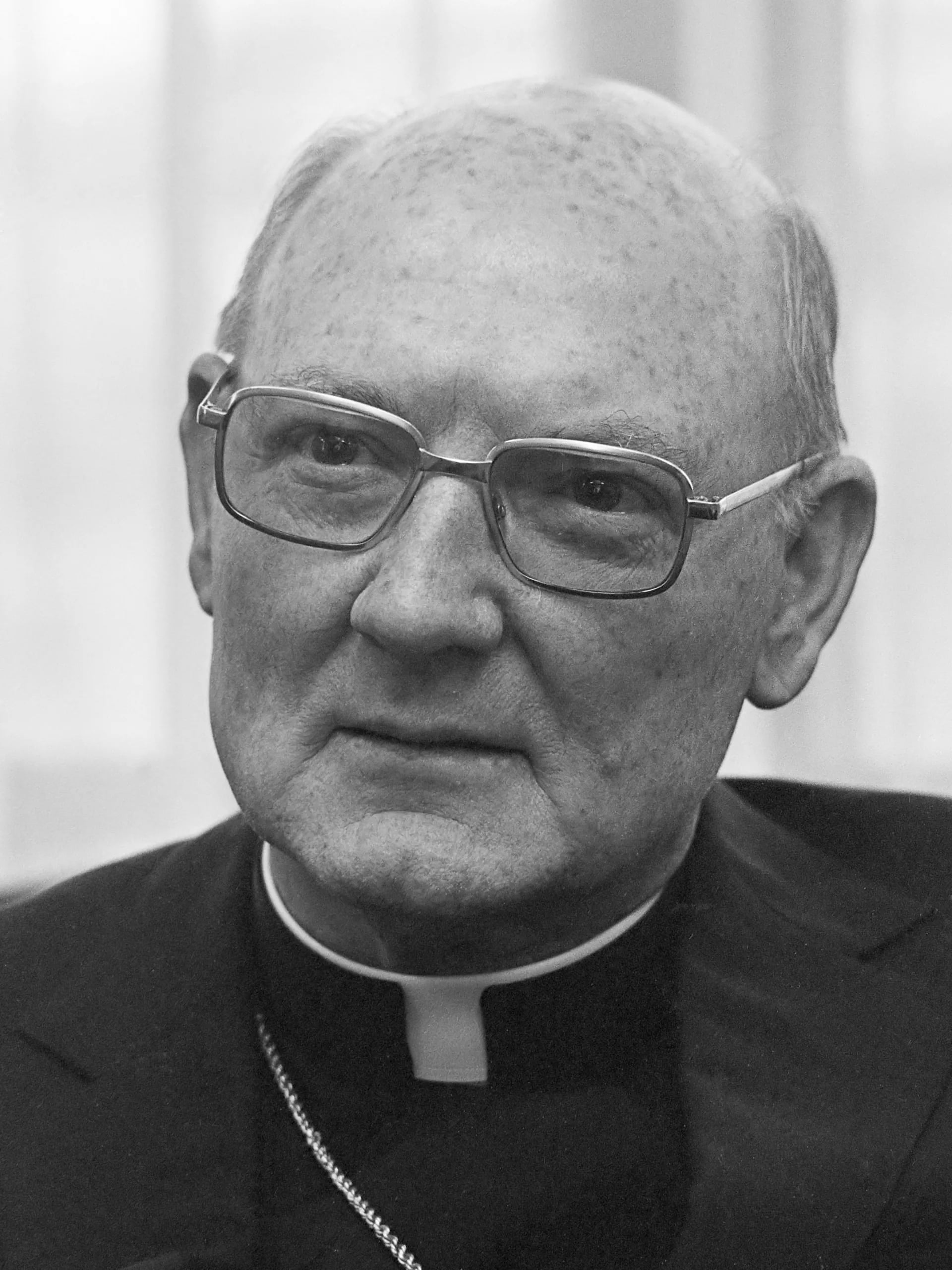 Portrait of Edward Idris Cassidy (1924–2021) – memorial page