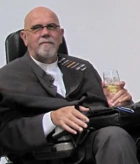 Portrait of Chuck Close (1940–2021) – memorial page