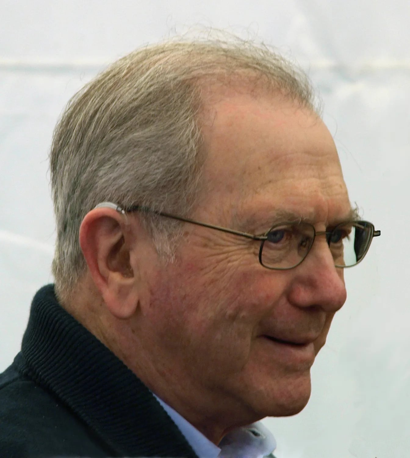 Porträt von Noah Gordon (1926–2021) – Gedenkseite
