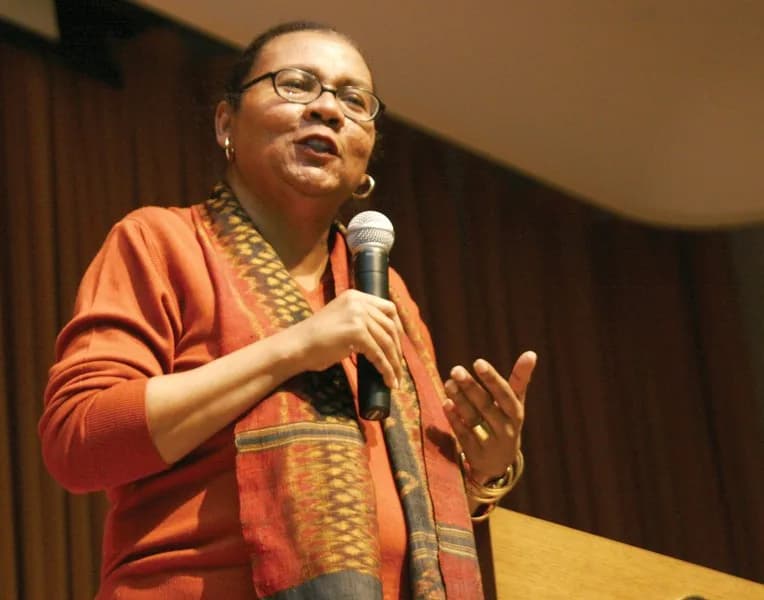 Bell hooks (née Gloria Jean Watkins)