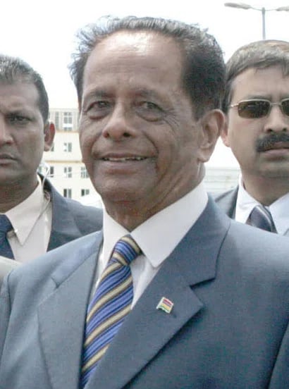 Porträt von Anerood Jugnauth (1930–2021) – Gedenkseite
