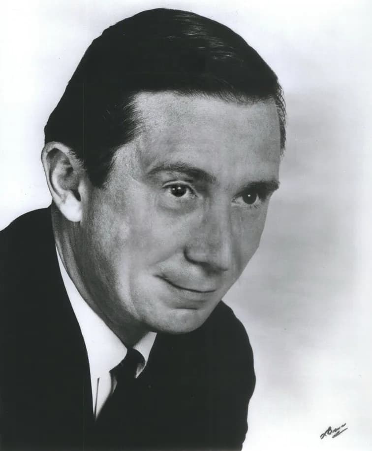 Bruce Kirby (geb. Bruno Giovanni Quidaciolu)