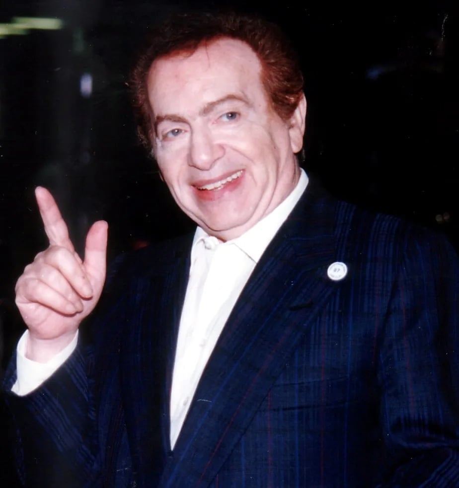 Portrait of Jackie Mason (1928–2021) – memorial page