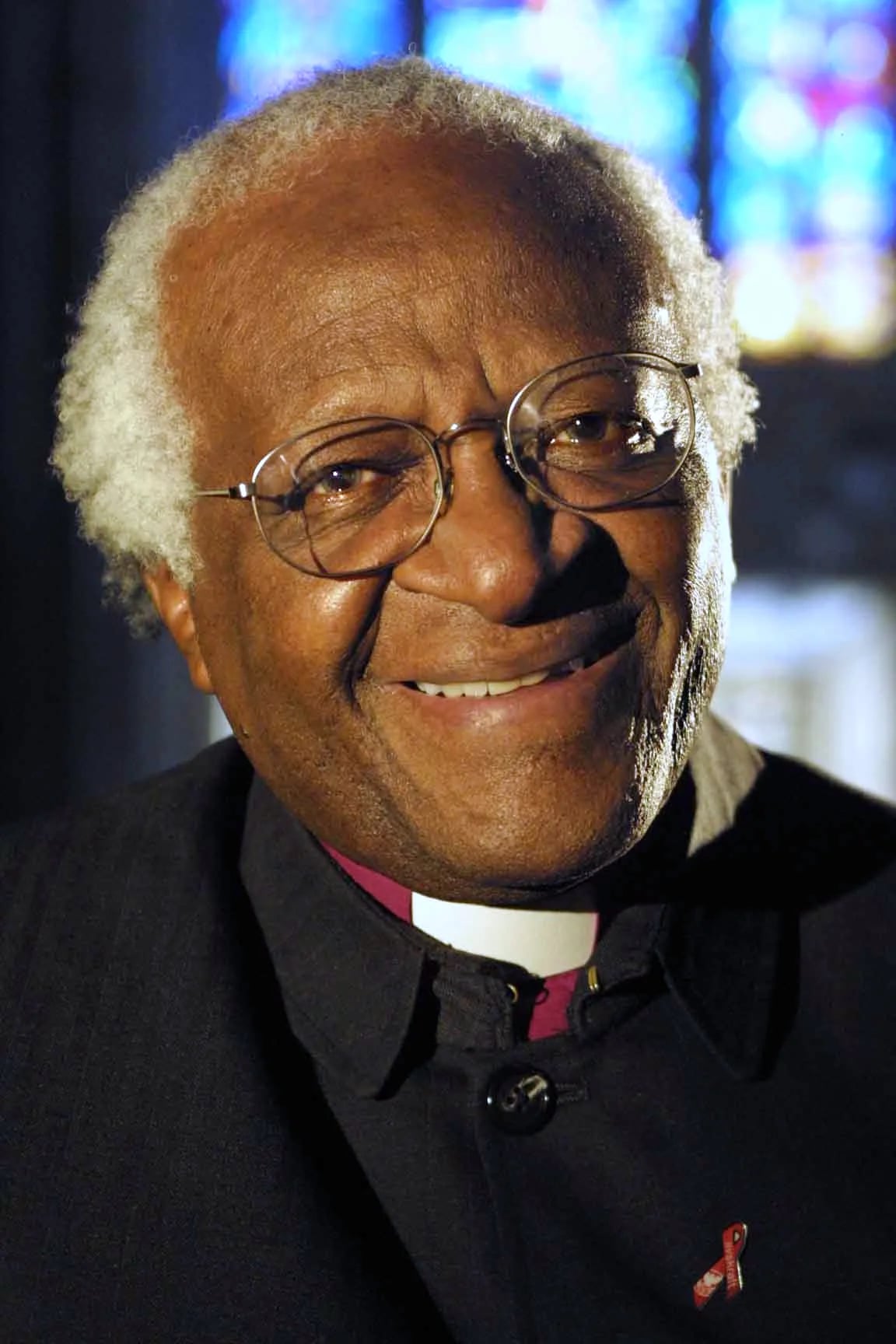 Portrait of Desmond Tutu (1931–2021) – memorial page