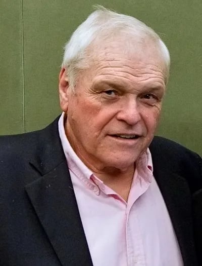 Portrait of Brian Dennehy (1938–2020) – memorial page