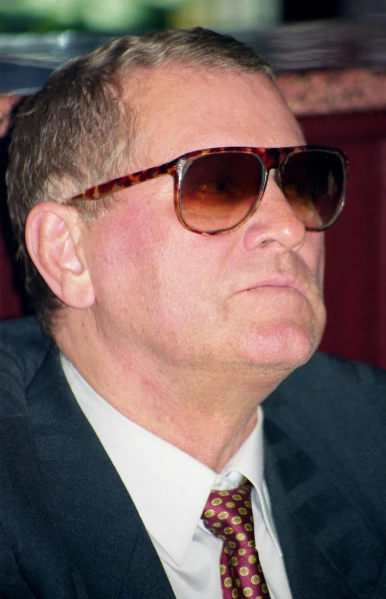 Portrait of Viktor Ponedelnik (1937–2020) – memorial page