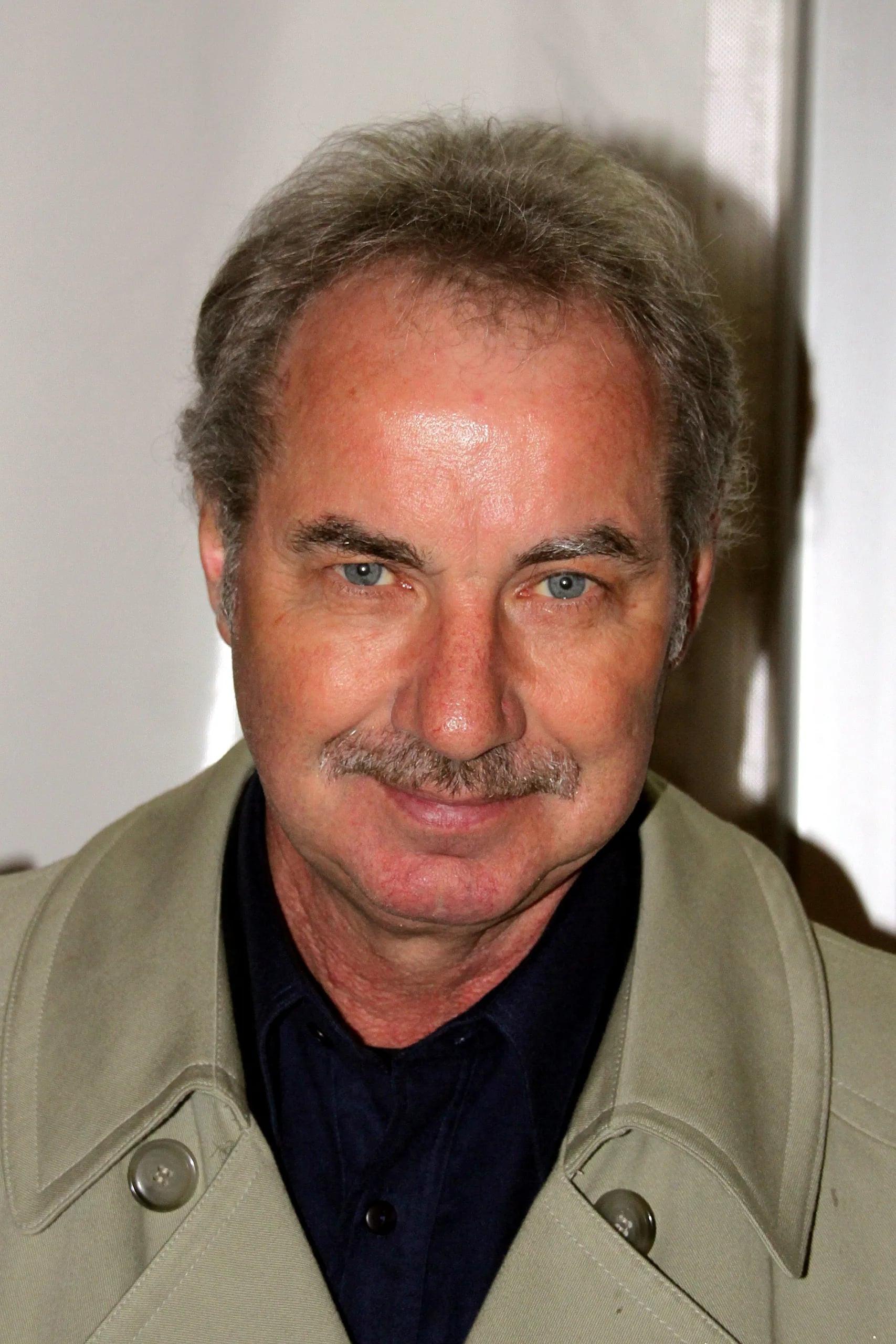 Portrait of Alfred Riedl (1949–2020) – memorial page
