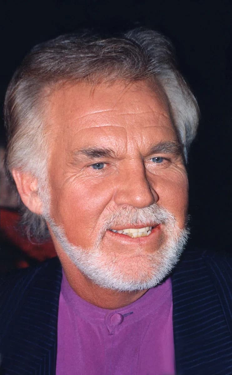 Kenny Rogers (née Kenneth Donald Rogers)
