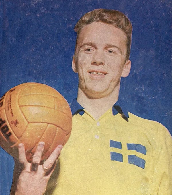 Portrait of Agne Simonsson (1935–2020) – memorial page