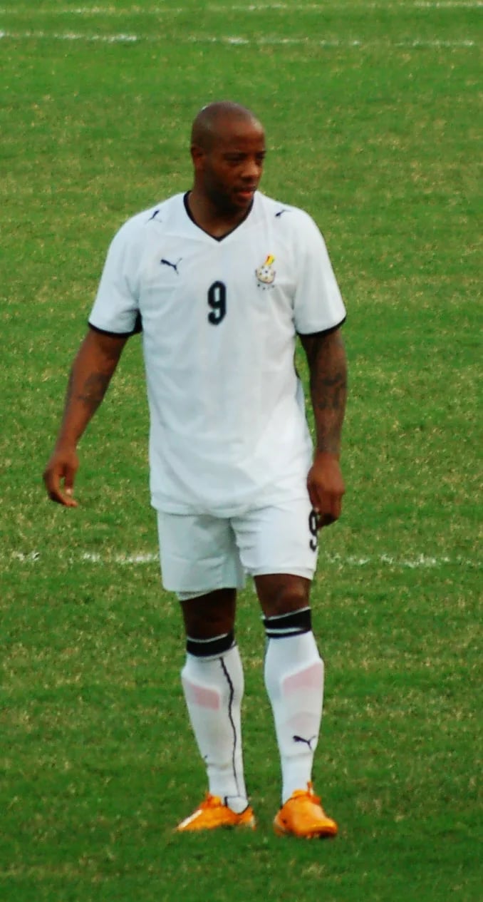 Portrait of Junior Agogo (1979–2019) – memorial page