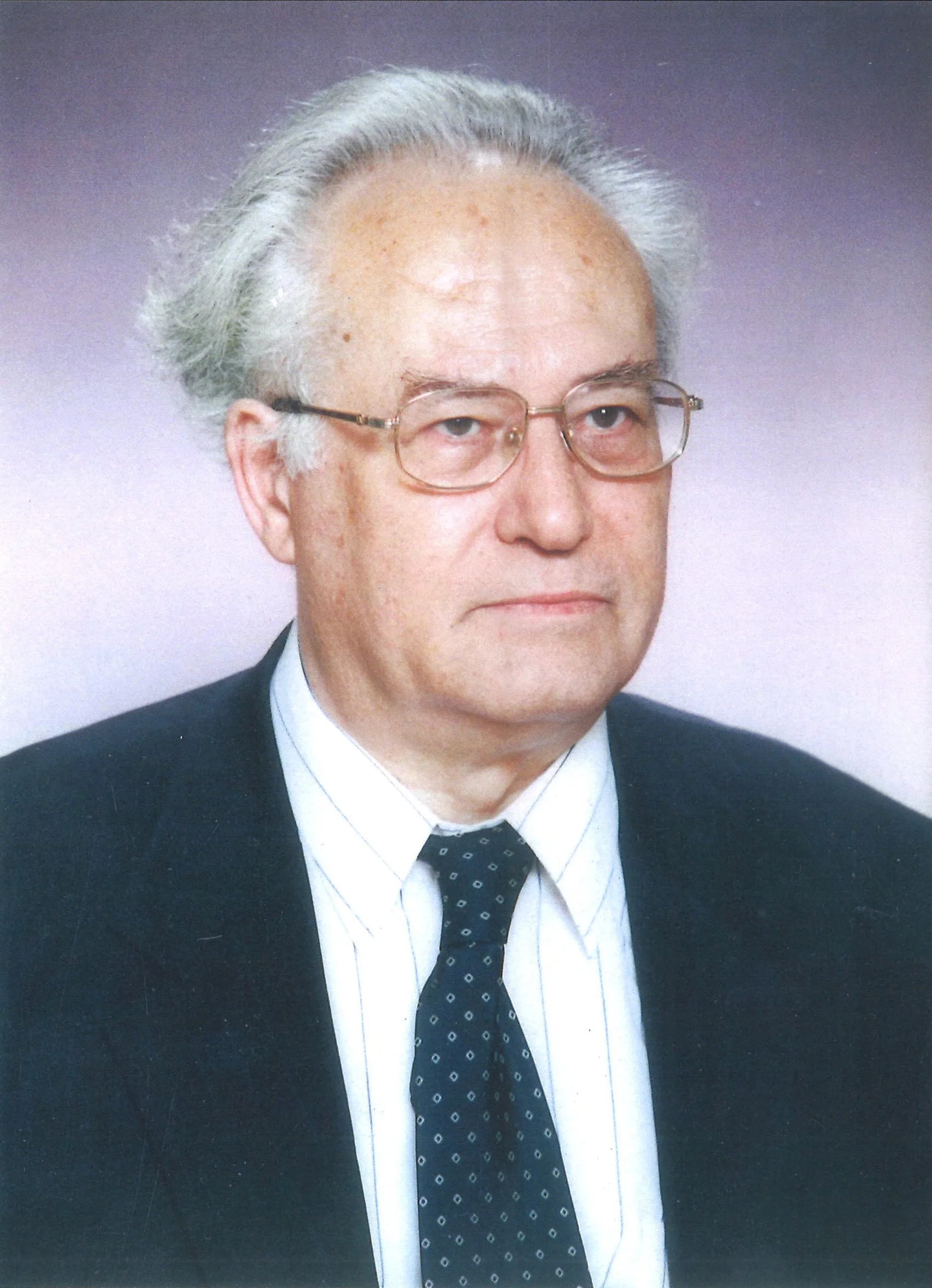 Porträt von Ratko Janev (1939–2019) – Gedenkseite