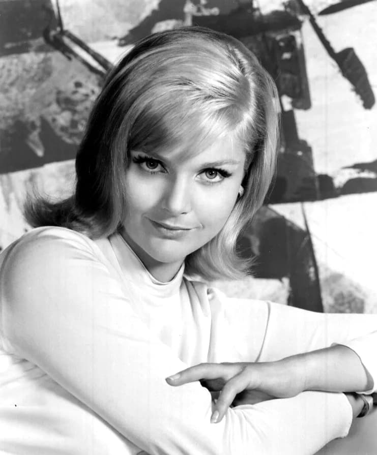 Carol Lynley (geb. Carole Ann Jones)