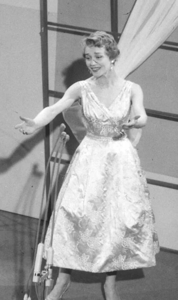 Solange Berry (nΓ©e Solange Colette Urman)